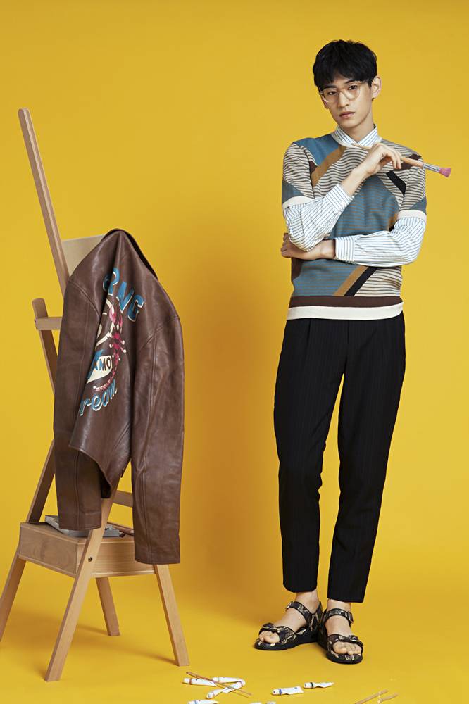 韓國模特金泰煥時尚大片 玩轉文藝學院風