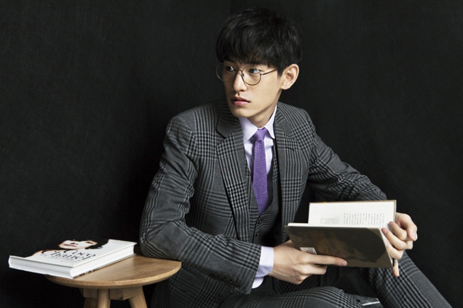 韓國模特金泰煥時尚大片 玩轉(zhuǎn)文藝學(xué)院風(fēng)