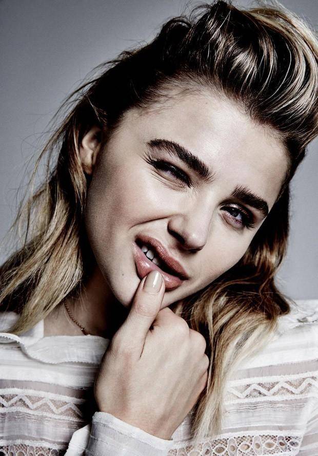 “超殺女”科洛莫瑞茲時尚大片 上演壞女孩造型