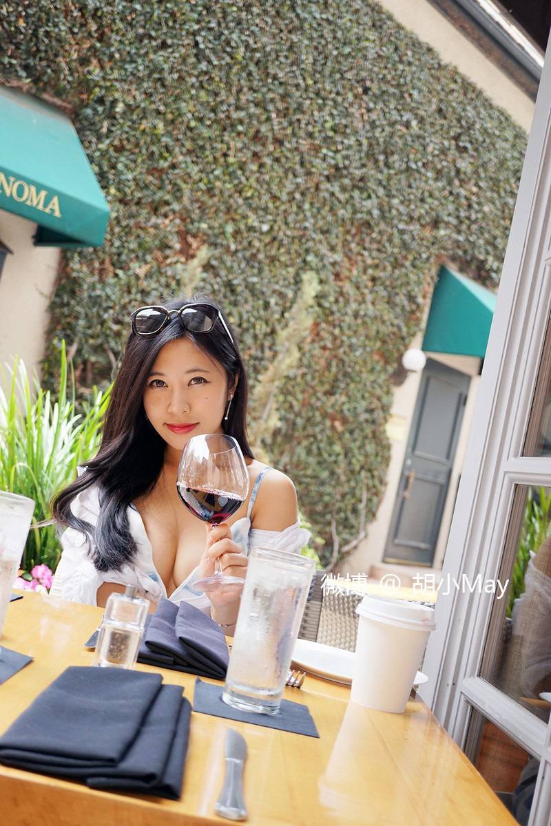 胡小May 吃貨也可以性感和美麗