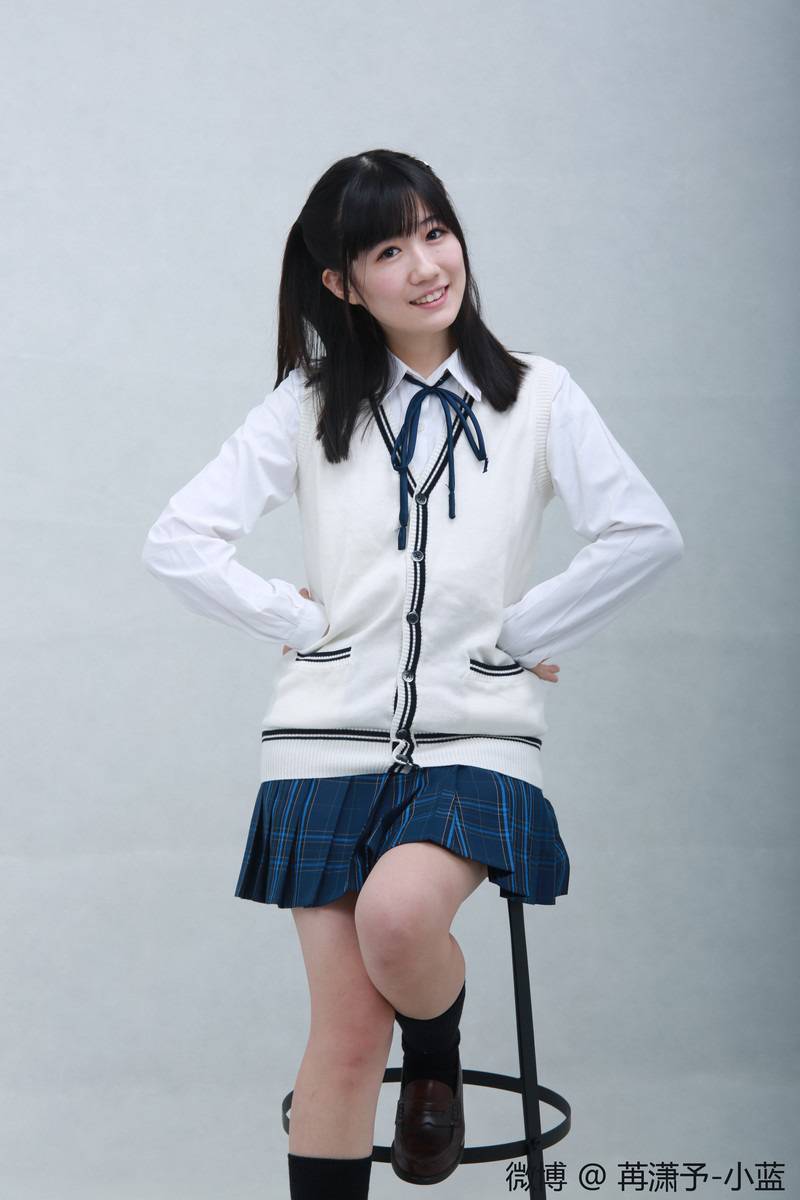 B站舞蹈系元氣美少女藍(lán) 來自二次元的治愈系少女