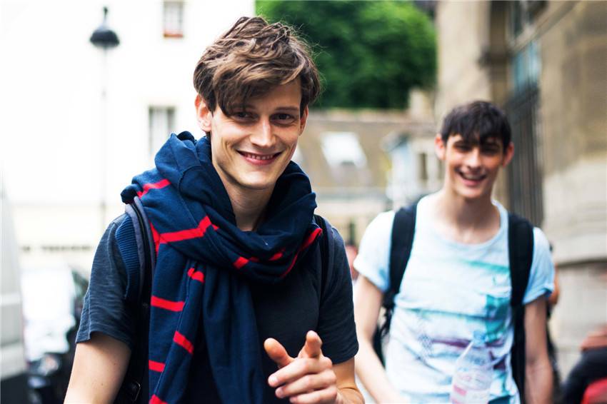 歐美型男街拍 演繹2016最潮時(shí)尚搭配