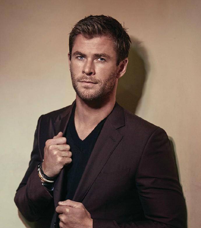 “錘哥”克里斯全新寫真大片 帥氣又有型