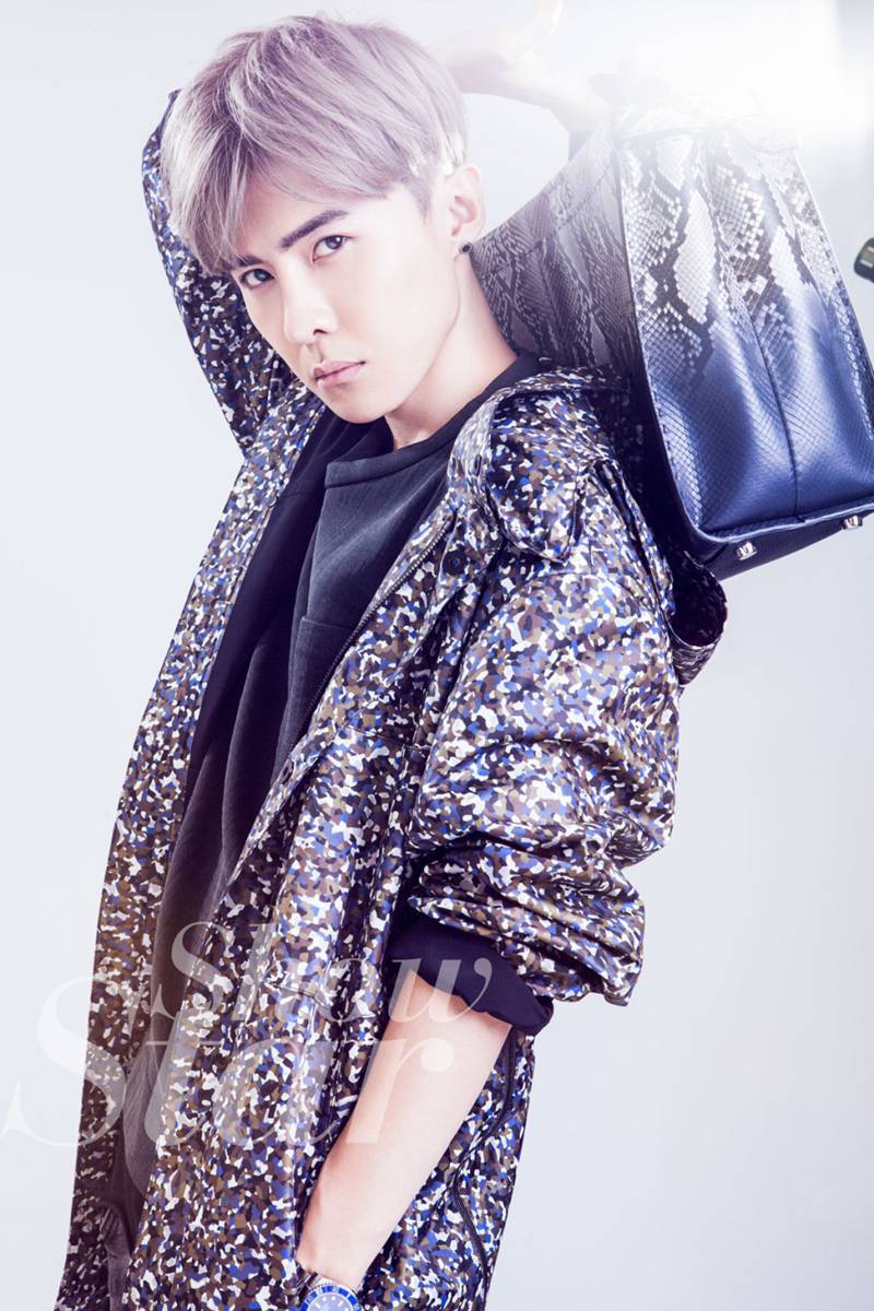 人氣偶像唐禹哲短發(fā)潮流時(shí)尚寫真集