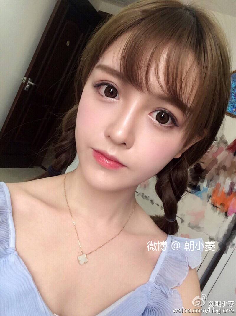 宅男們小心你們的鼻血 朝小菱根本就是個人造娃娃好嘛