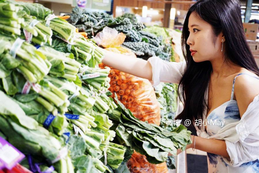 胡小May 吃貨也可以性感和美麗