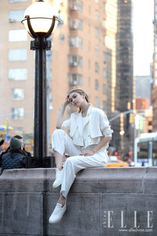 95后超模Gigi Hadid百變時尚街拍合集