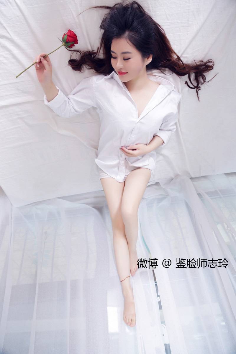 鑒臉師志玲的古裝藝術照撩倒一片網(wǎng)友 含香那套簡直就是原版重現(xiàn)