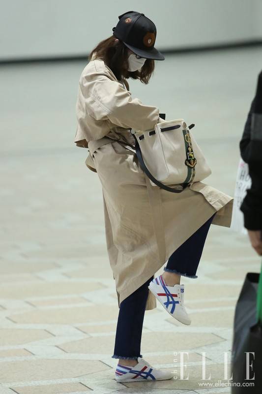 劉詩詩街拍生活照大曝光 私下搭配衣品超贊