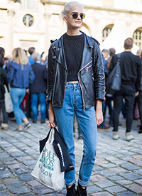 寬松牛仔褲怎么搭配？時(shí)尚達(dá)人給你不一樣的感覺