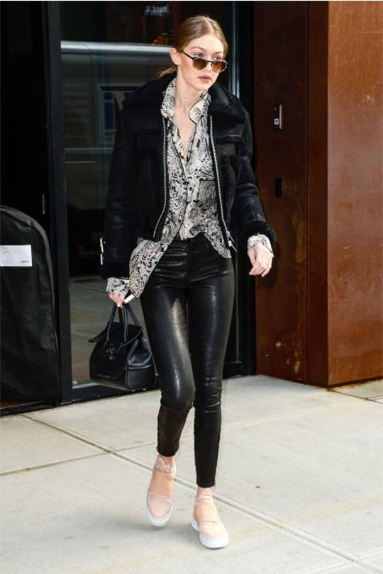 gigi hadid街拍的秘密武器 居然是墨鏡