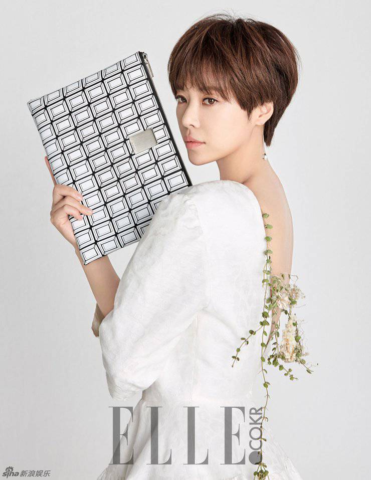 韓星黃正音短發(fā)造型攝影寫(xiě)真 時(shí)尚獨(dú)特魅力十足