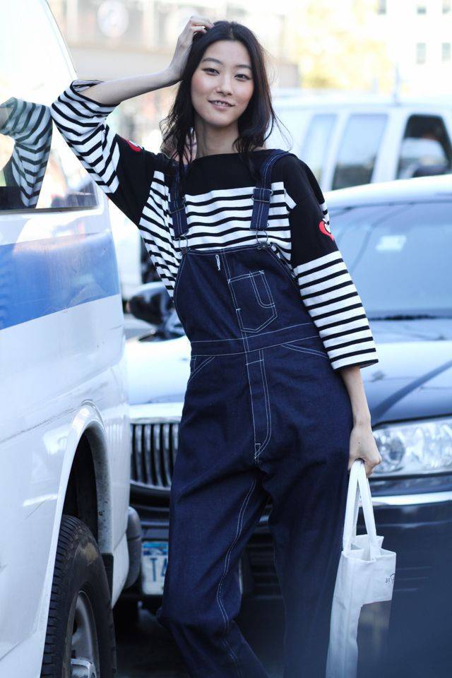 韓國(guó)模特樸智慧時(shí)尚簡(jiǎn)約實(shí)用街拍