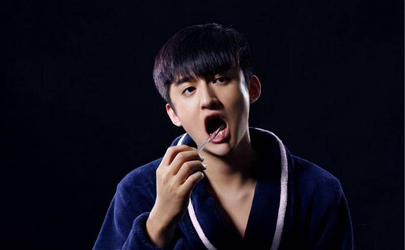 旋風(fēng)小子高廣澤陽光寫真曝光 潮范兒十足