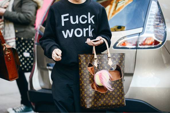 來瞧瞧型男大叔Nick Wooster等人的街頭穿搭