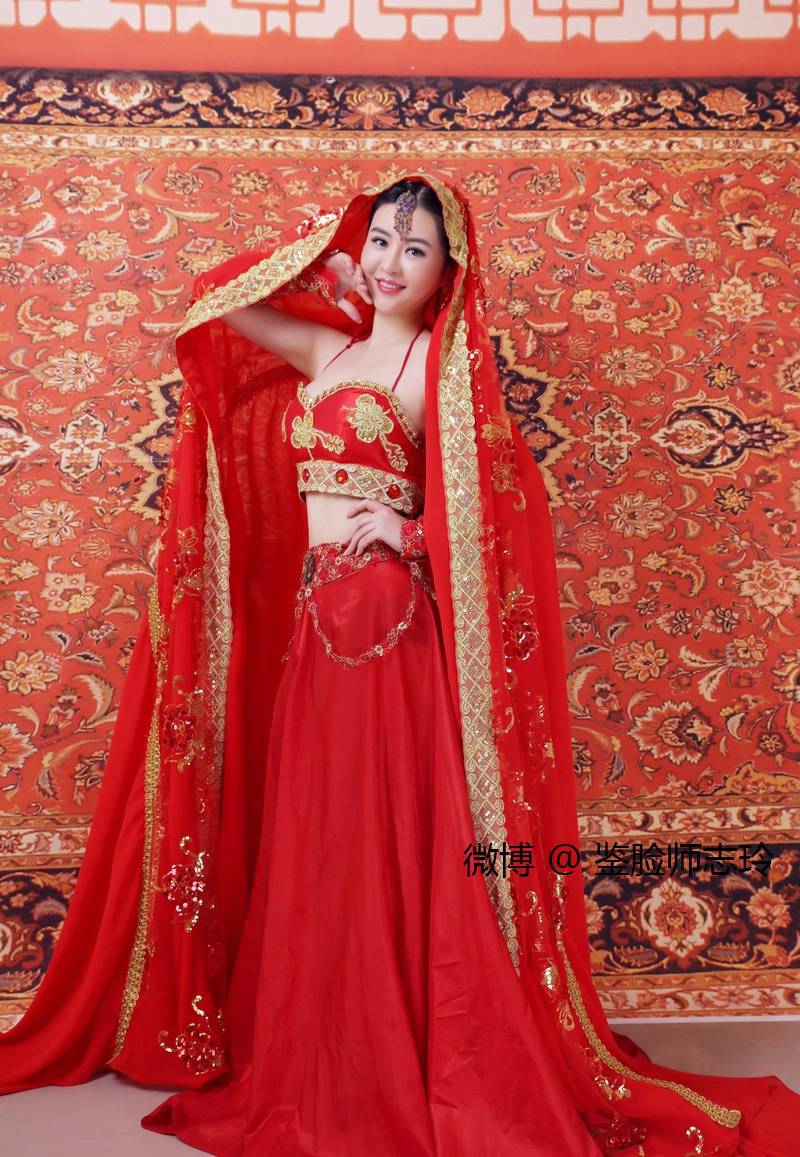 鑒臉師志玲的古裝藝術(shù)照撩倒一片網(wǎng)友 含香那套簡(jiǎn)直就是原版重現(xiàn)