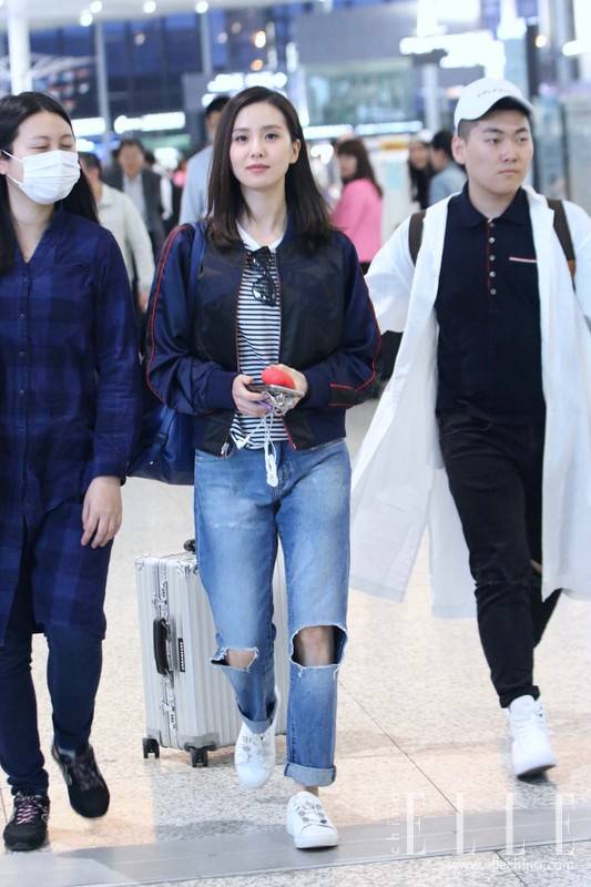 劉詩詩街拍生活照大曝光 私下搭配衣品超贊