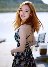 整容臉里最毒舌的 創(chuàng)業(yè)家里最文藝的大美妞Sherry_小蟹”