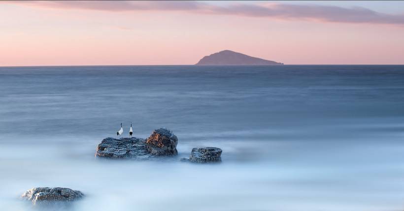 海邊礁石風(fēng)景圖片
