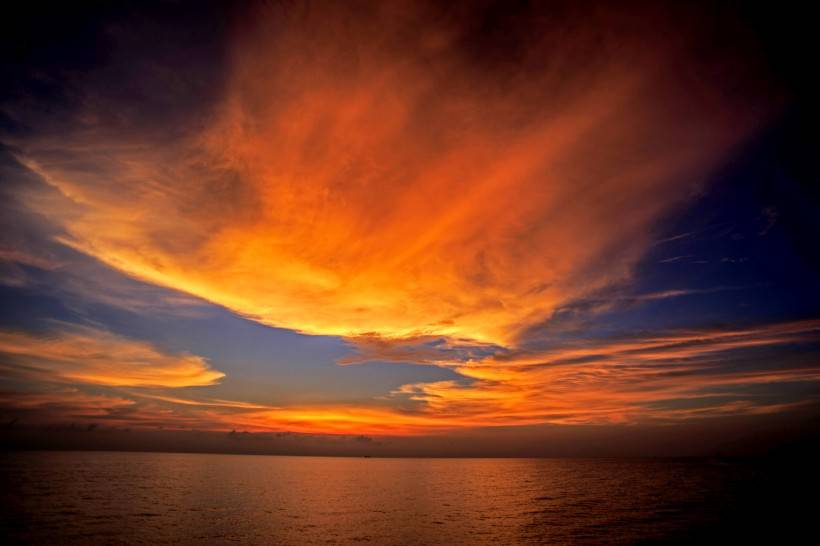 海邊云彩晚霞風(fēng)景圖片欣賞