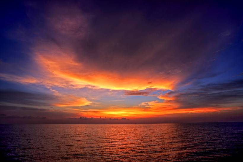 海邊云彩晚霞風(fēng)景圖片欣賞