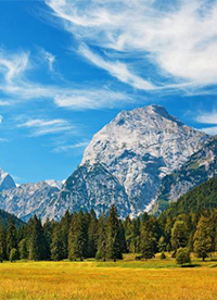 秀麗河山大自然綠色風(fēng)景圖片