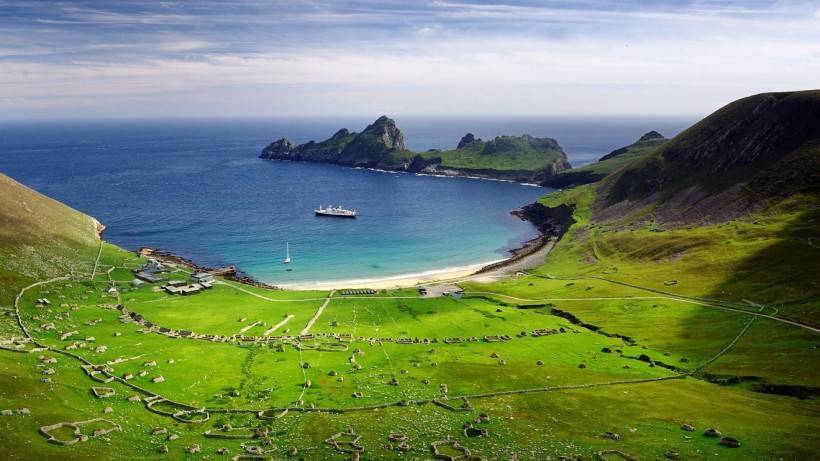 綠色大自然風景桌面壁紙