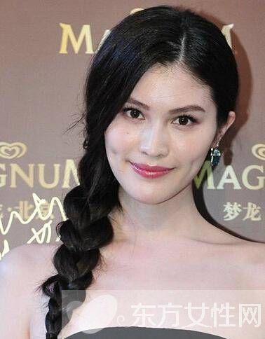 女神同款麻花辮發(fā)型 即使臺(tái)風(fēng)來了也不怕