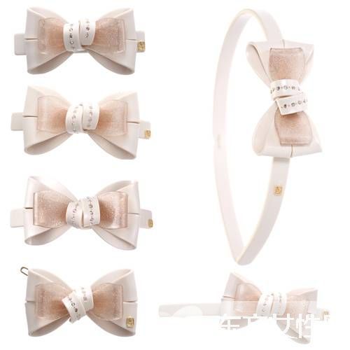 新款A(yù)lexandre de Paris for浪漫蝴蝶結(jié)發(fā)飾品