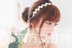 推薦四款甜美花苞頭發(fā)型 散發(fā)出濃郁的甜美氣息