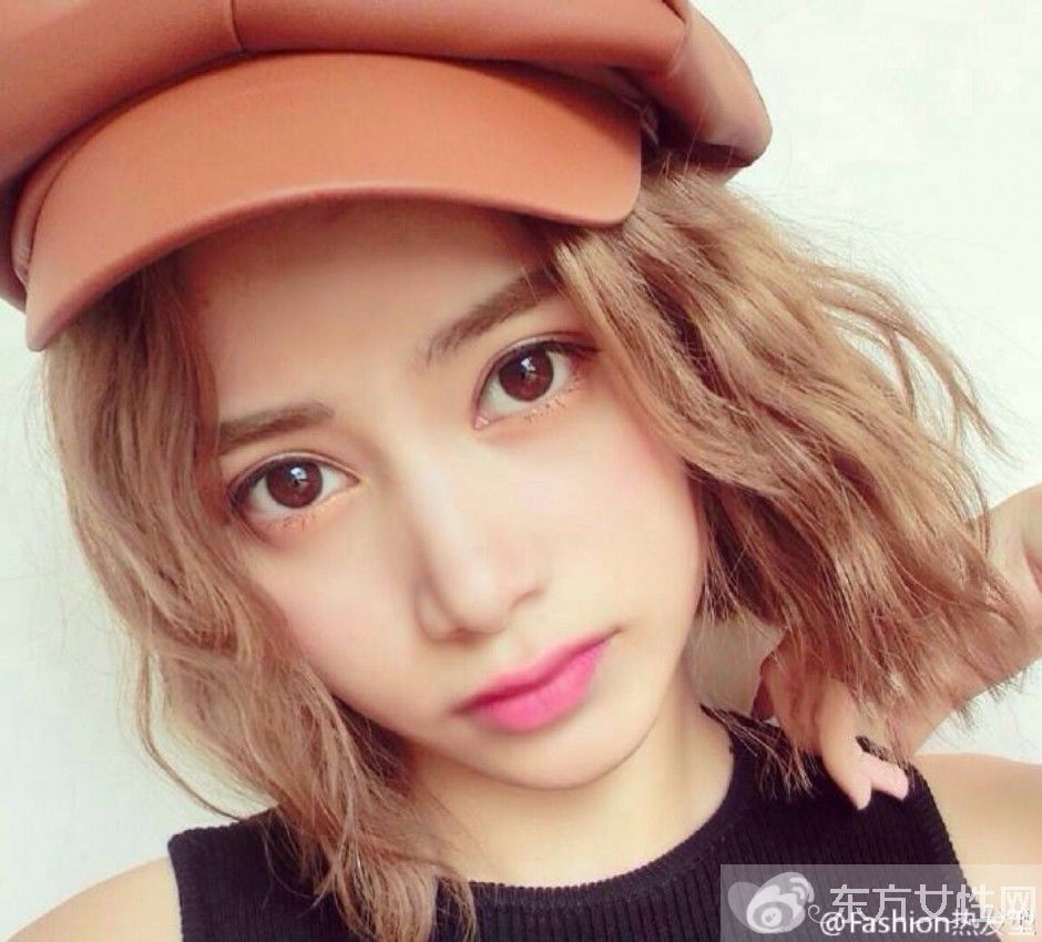 卷發(fā)棒怎么用 兩款卷發(fā)教程為你打造甜美短卷發(fā)