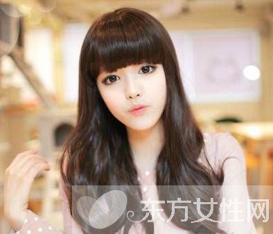橢圓形臉適合什么發(fā)型 氣質(zhì)長發(fā)就是要這么美