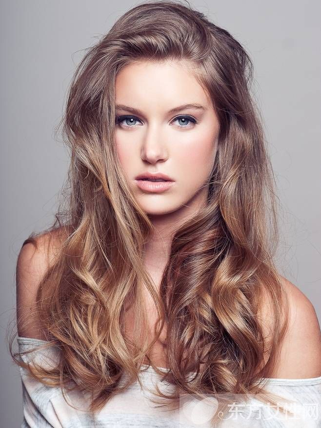 頭發(fā)愛出油的原因 全來自你還不懂得護發(fā)