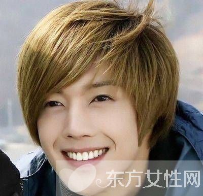 7款男士斜劉海發(fā)型 讓你更顯帥酷有范