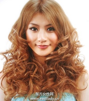 三種護(hù)發(fā)用品定型保濕兩不誤