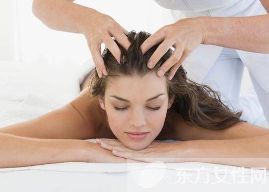 頭發(fā)出油怎么辦 4小妙招讓你輕松去油