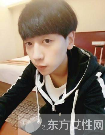 7款適合高中生男生發(fā)型推薦 時(shí)尚陽(yáng)光顯氣質(zhì)感