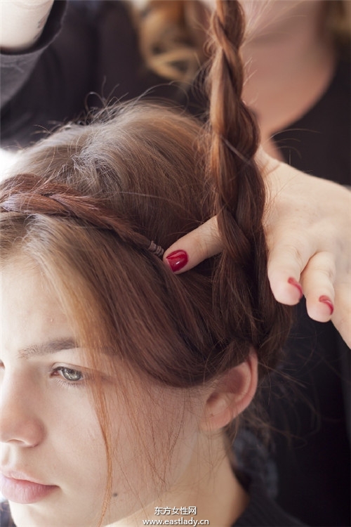 五種辮子編發(fā)造型 時(shí)尚簡(jiǎn)單