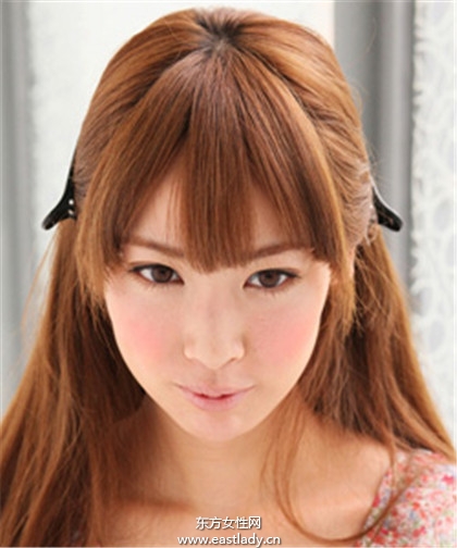 注意小細(xì)節(jié)剪出齊(斜)劉海發(fā)型