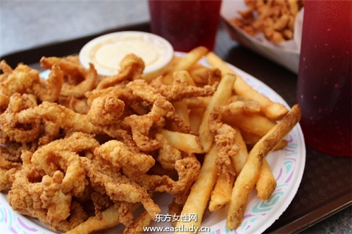 禿頭不一定是遺傳 4大壞習(xí)慣讓你頭發(fā)掉光光