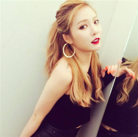 You Must Know 今年發(fā)型大勢(shì)蓬松劉海