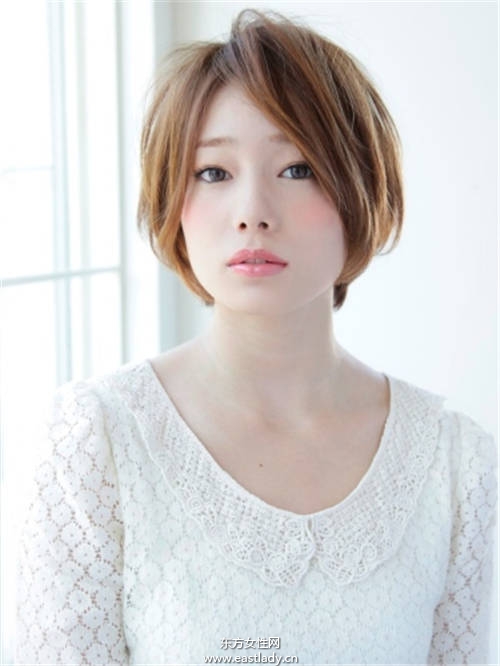 2015夏季發(fā)型流行趨勢 劉海成重點(diǎn)