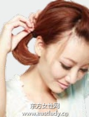 側(cè)團(tuán)子發(fā)辮顯示女性干練爽朗性格