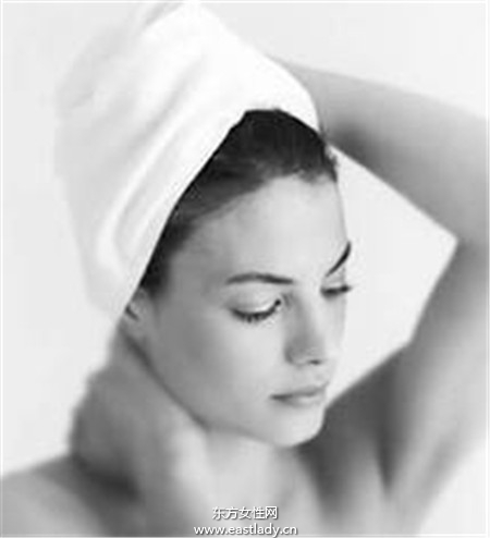 容易傷頭發(fā)的5個(gè)壞習(xí)慣