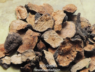 常見7種美發(fā)中藥材