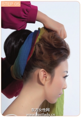 狂野系發(fā)型風情而不風塵