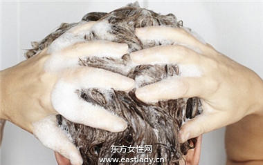 常見的6種錯誤洗頭方式 你中招了嗎