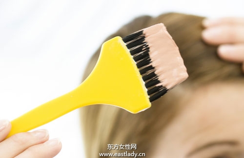 你知道染發(fā)前要洗頭嗎 四招教你染發(fā)小訣竅