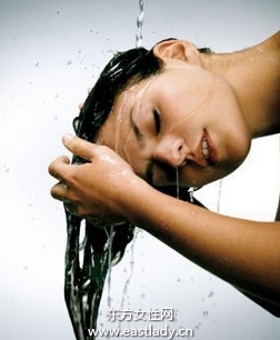 健康秀發(fā)從洗頭開(kāi)始