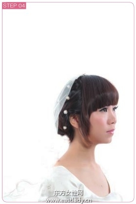 珍珠發(fā)夾點綴短發(fā)發(fā)型可愛極了